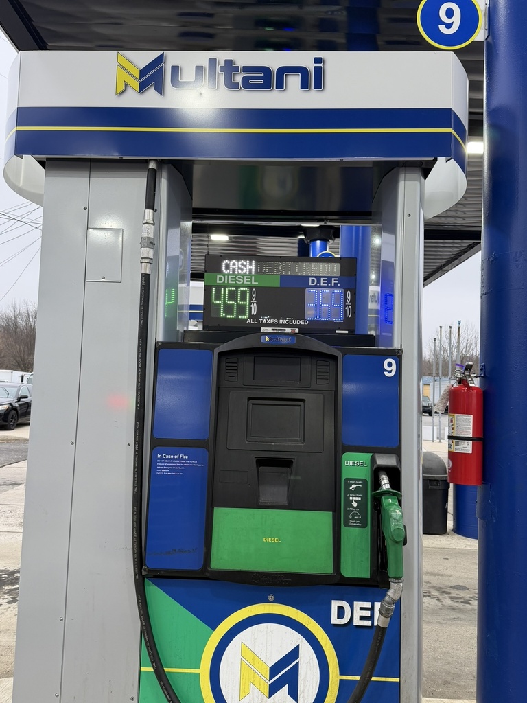 2 GRADES XL200 SERIES CASH/DEBIT/CREDIT TOGGLING PUMP TOP LED FUEL PRICE SIGN WITH 4.75" LED DIGITS